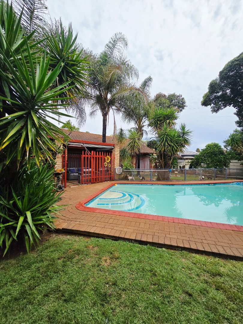 3 Bedroom Property for Sale in Flimieda North West